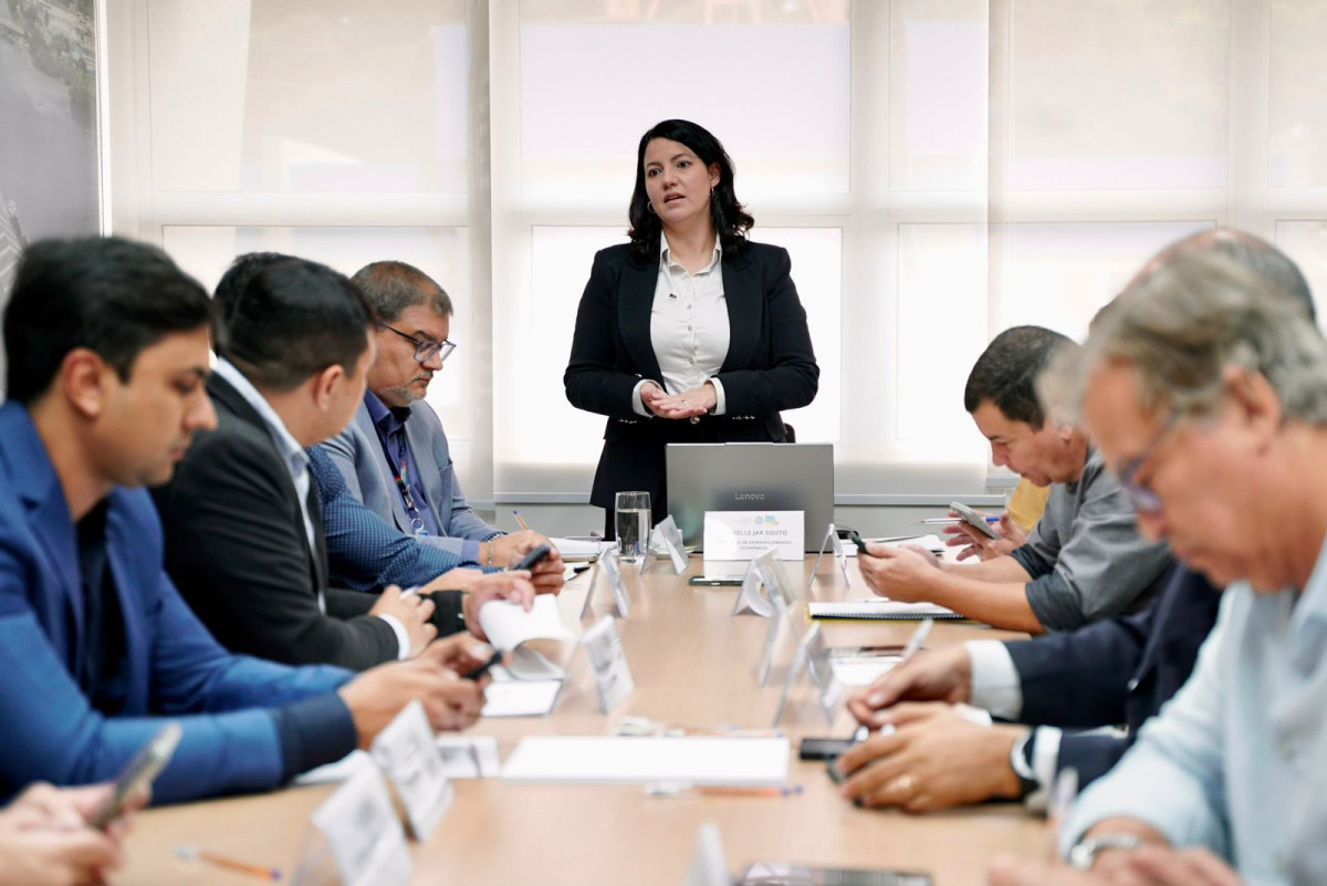 SDEC coordena primeira reunião de grupo de trabalho para fortalecer o Polo de Confecções de Pernambuco